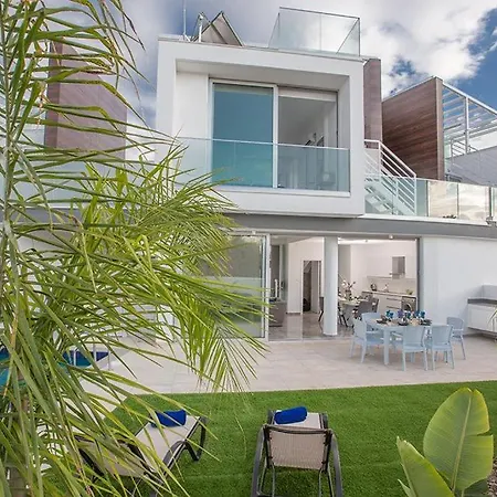 Villa Nataly Aq Ol24 *
