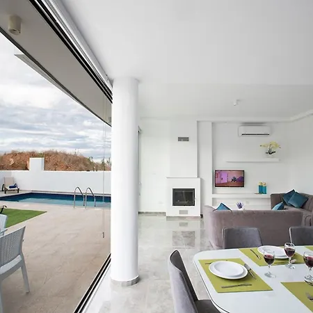 别墅 Olive Gold, Luxury And Brand New 2bdr With Private Pool