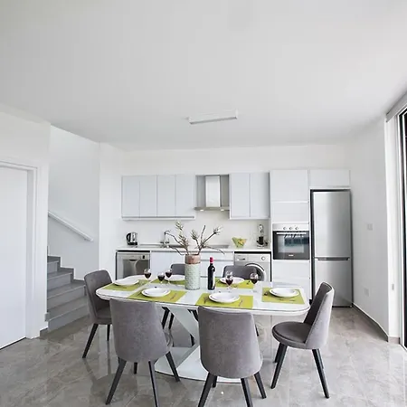 Вилла Olive Gold, Luxury And Brand New 2bdr With Private Pool Протарас